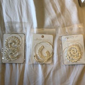 Silver swirl earrings